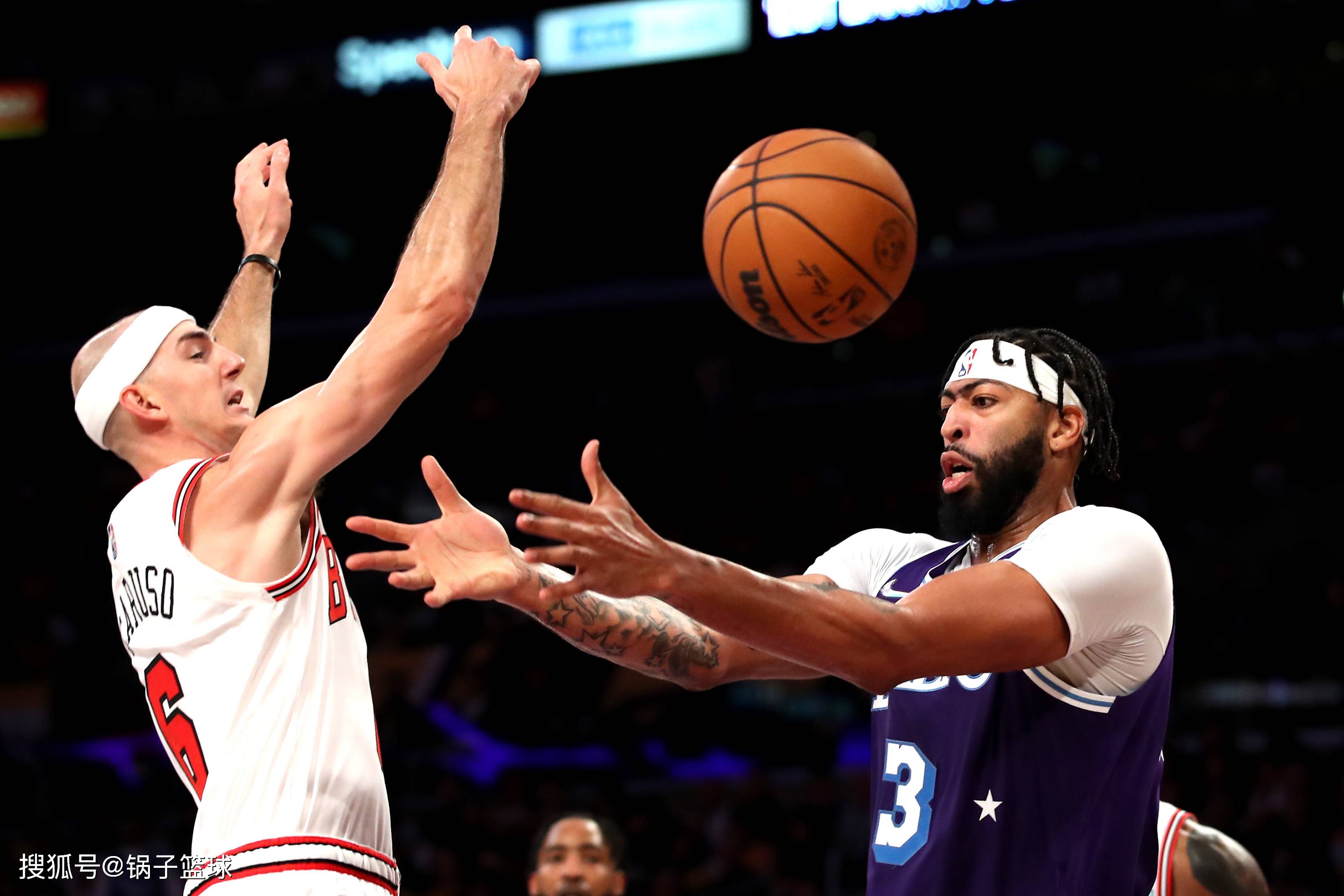 浓眉哥与80激战公牛分钟，最后时刻胜出胜负难料！，科维托娃焦点对战观众掌声雷动的简单介绍-abg欧博官网